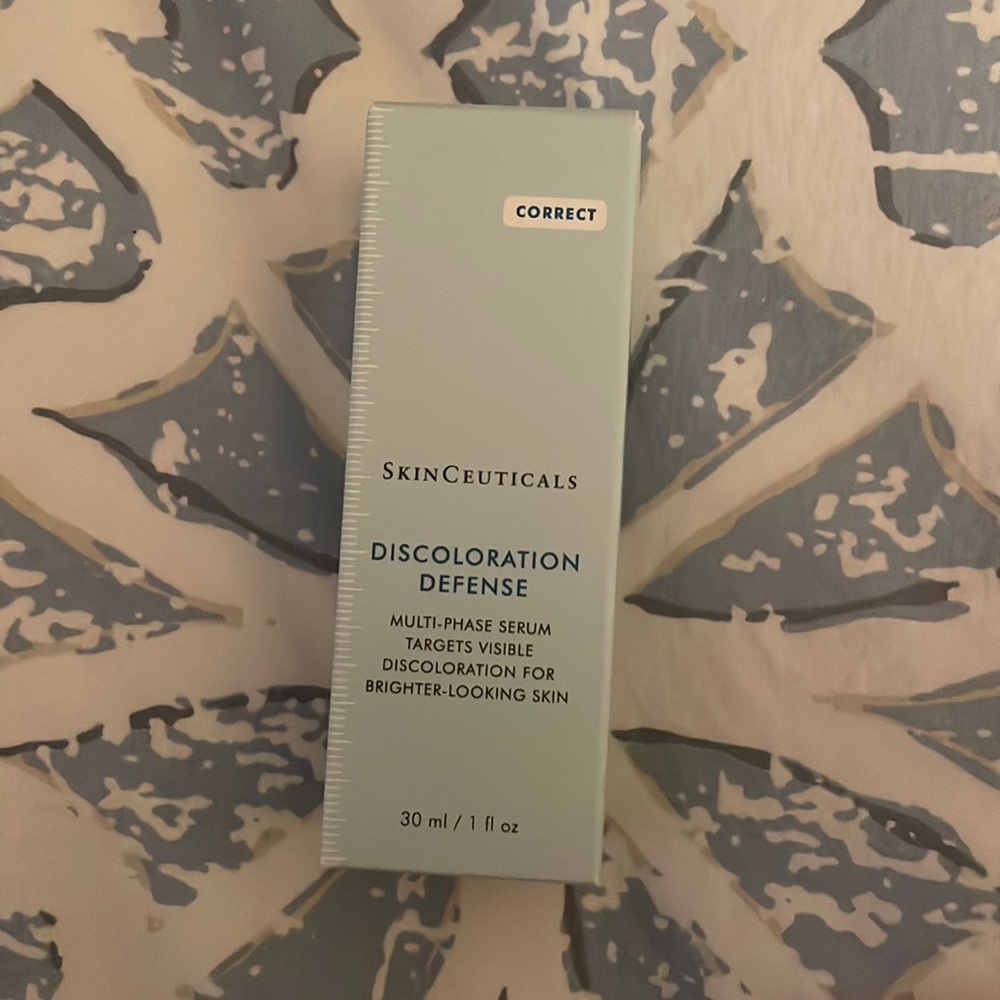 Discoloration Defense NIB PLUS FREE SAMPLE!!